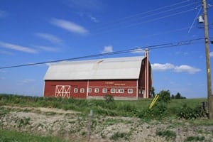 Red Barns of the Prairies