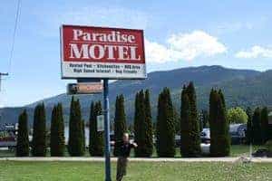 Paradise Motel, Sicamous, BC