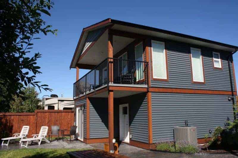 Campbell River campground - cottages