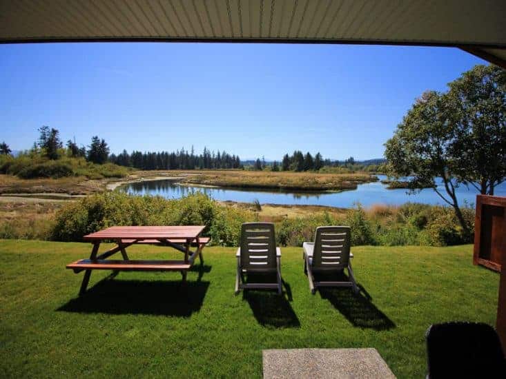 Campbell River campground - cottages