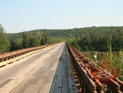 Highway Bridge (3561 visits) Bridge crossing Fort Nelson River Highway Bridge