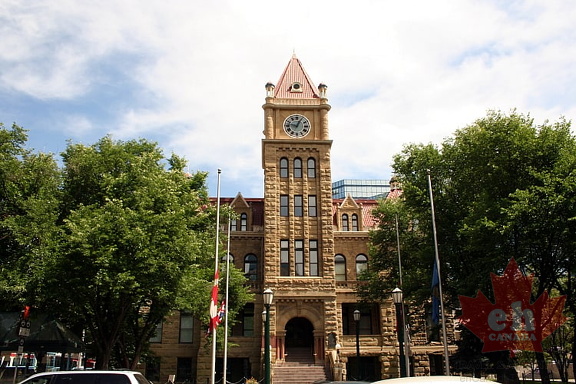 Heritage Clock