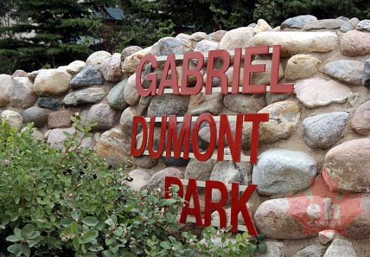 Gabriel Dumont Park Entrance