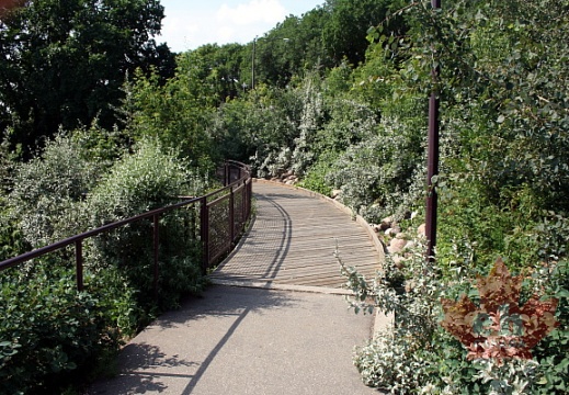 Medel Riverbank Trail