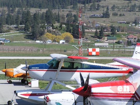 flying_okanagan_planes_april.jpg