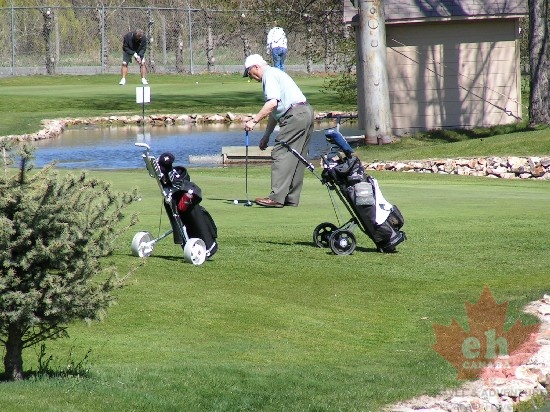 lake_country_winfield_golf_in_april.jpg