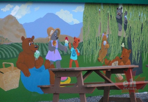 Picnic and Mural