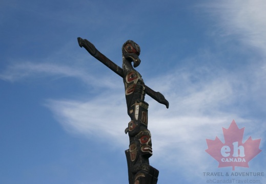 waterfront_totem_poles 002.jpg
