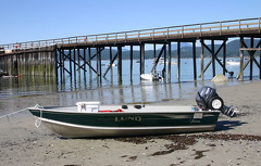 Boating on Savary Island
