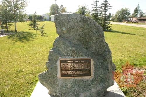 Alexander Mackenzie Monument