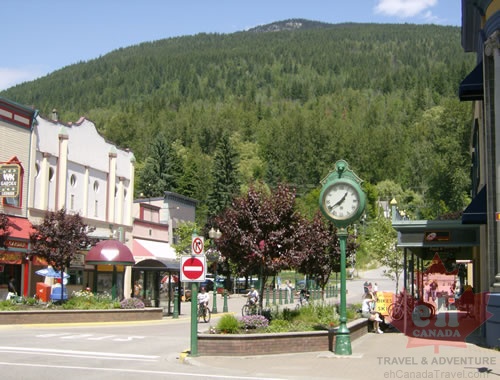 downtown-revelstoke-04.jpg