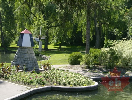 Gardens and Park Fixtures