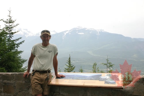 EH Tourism at Monashee Lookout