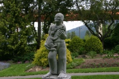 Statue