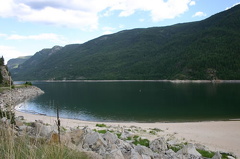 lake 003.jpg
