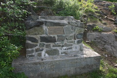 trailhead-monument.jpg