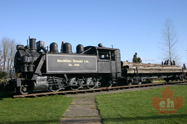 Locomotive (805 visits) Artifact Steam train monument Locomotive