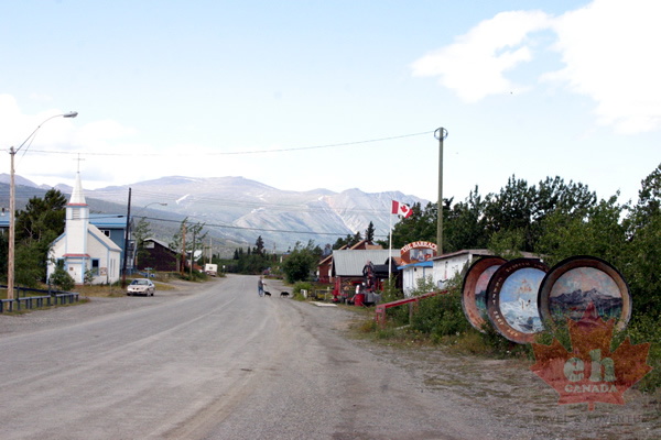 Gravel Streets (2657 visits) Walking the streets of town Gravel Streets
