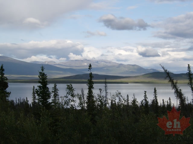 views-dezadeash-lake 003.jpg