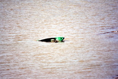Boat in need of help on Mackenzie River mackenzie-lowlands-ferry-crossing 002.jpg