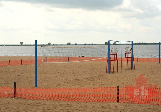 day-use-beach-volleyball20090802 090001