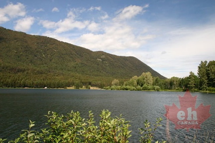 lake 002