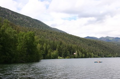 lake 002