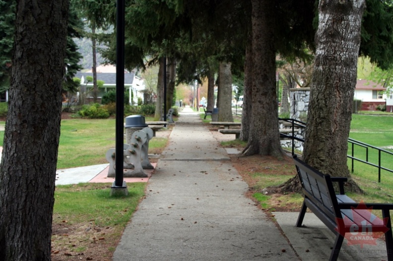 gyro-park-walkway20090506_0069.jpg