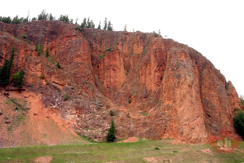 Red Mountains