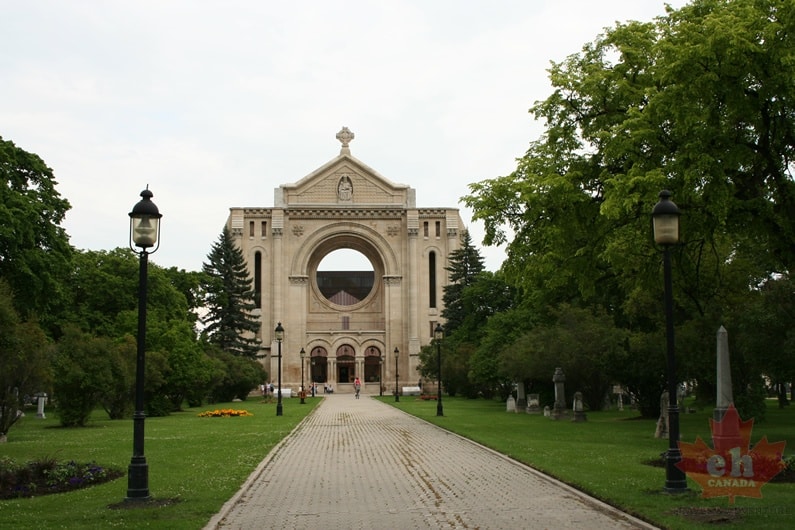 st-boniface-bastilica-05