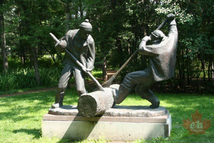 statue-84