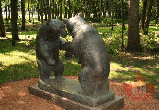 statue-85 (793 visits) statue-85