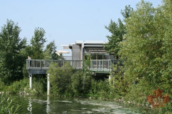 interpretive-centre-98