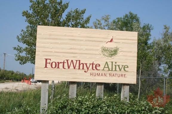 entrance-sign-69