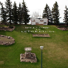Brewery Gardens (1118 visits, rating score 4.39) The flower and rock gardens at the information centre in the community of Lethbridge, Alberta. Brewery Gardens
