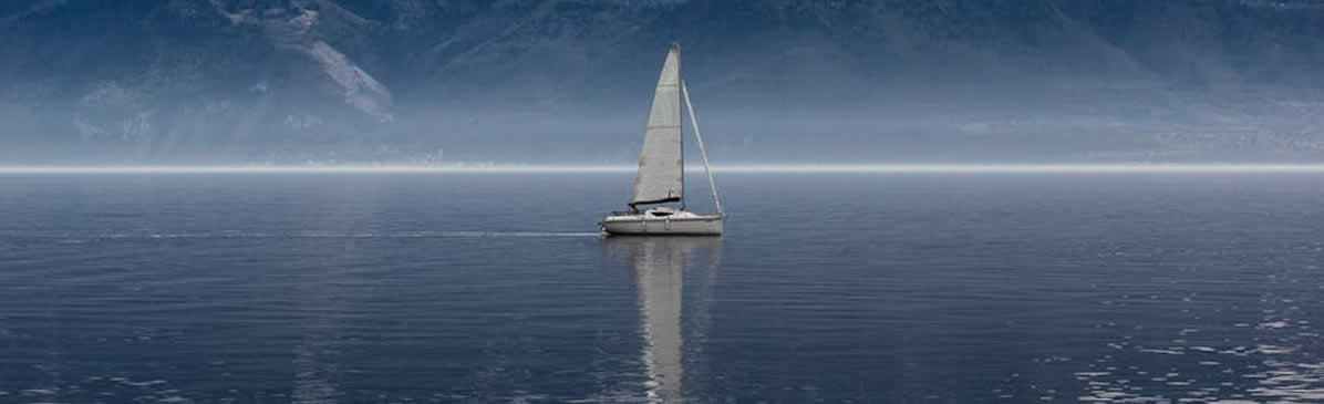 canada sailing tours guides