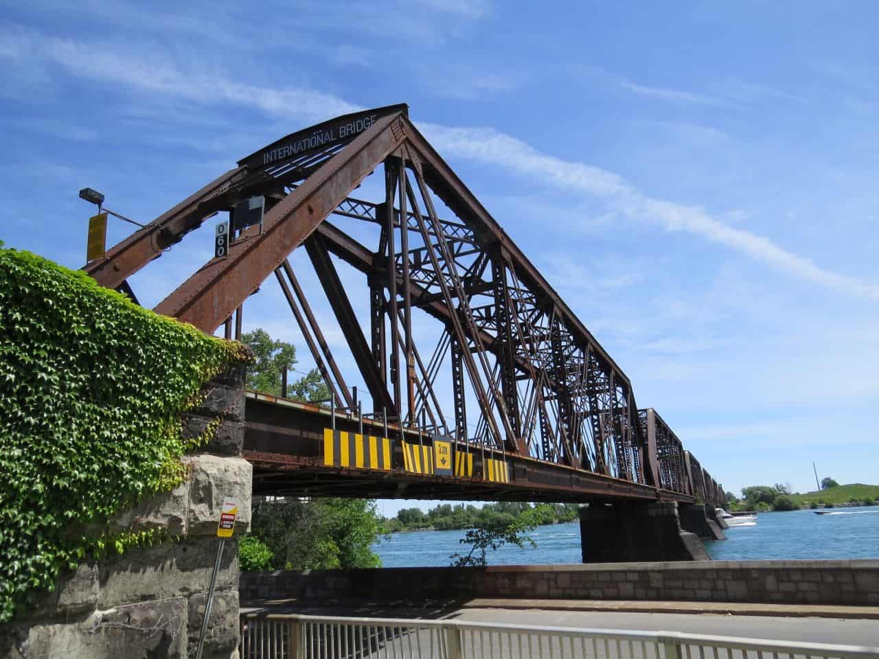 The Niagara River Recreation Trail for hikers and cyclists traces the Niagara River along the Canada-US border