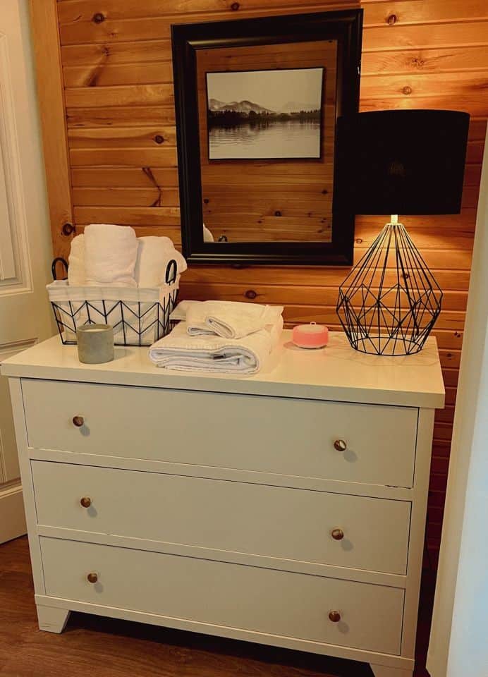 Dresser bedroom decor cottage cabin lamp towels charger