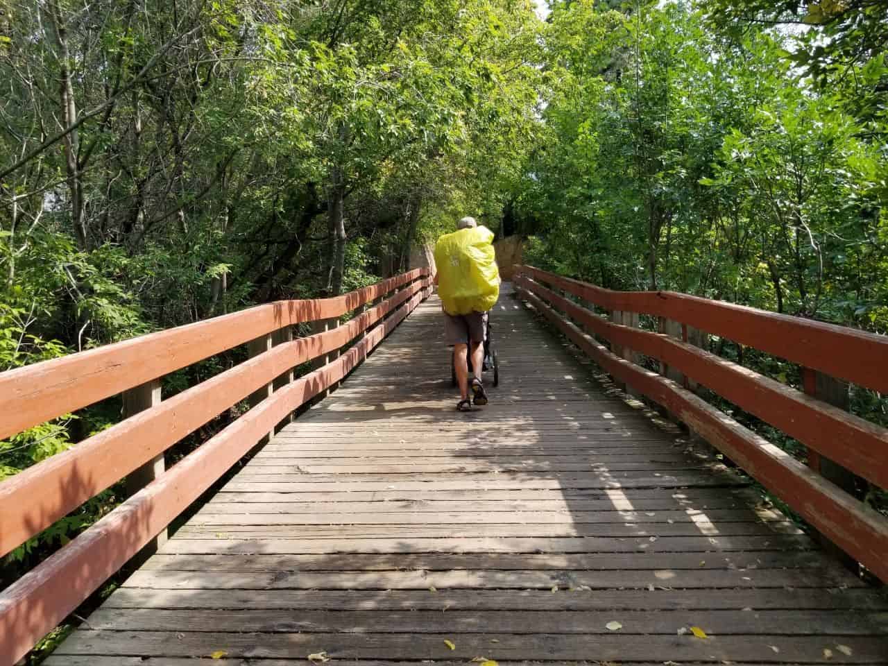 Paved cycling lanes, boardwalks, and mostly flat gradients make the Meewasin Trail, which is part of the Trans Canada Trail, suitable for all fitness levels.