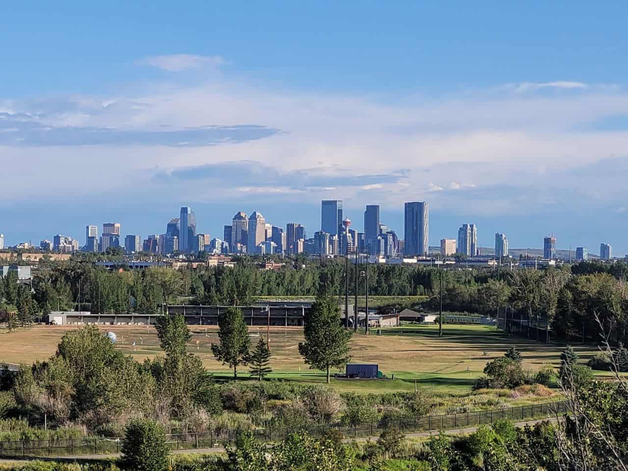 The City of Calgary Trails take hikers and cyclists to several viewpoints that provide breathtaking views of the cityscape and Bow River Valley.