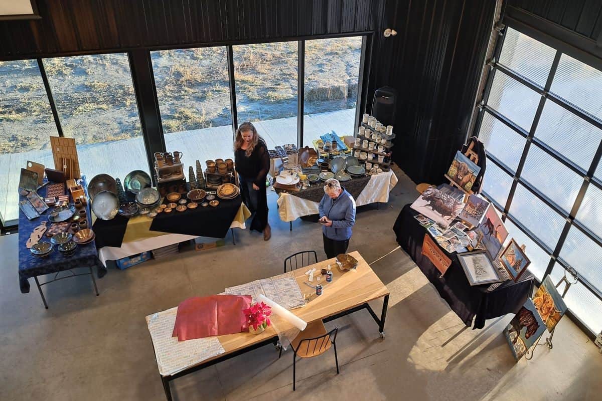 Anohka Disiltlery believes in supporting local. One way is by holding events, like this Christmas Market giving local artisans a place to sell their goods