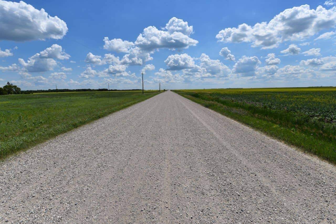 Discover Manitoba’s wide-open skies and expansive prairie horizons along the Crow Wing Trail. This Canadian Camino offers a peaceful, reflective journey through prairies, where nature and history intertwine beautifully.