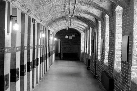 Sleep where history was made at the Saintlo Ottawa Jail Hostel, a former prison haunted by the restless spirits of inmates. Witness paranormal phenomena in the eerie old jail cells.