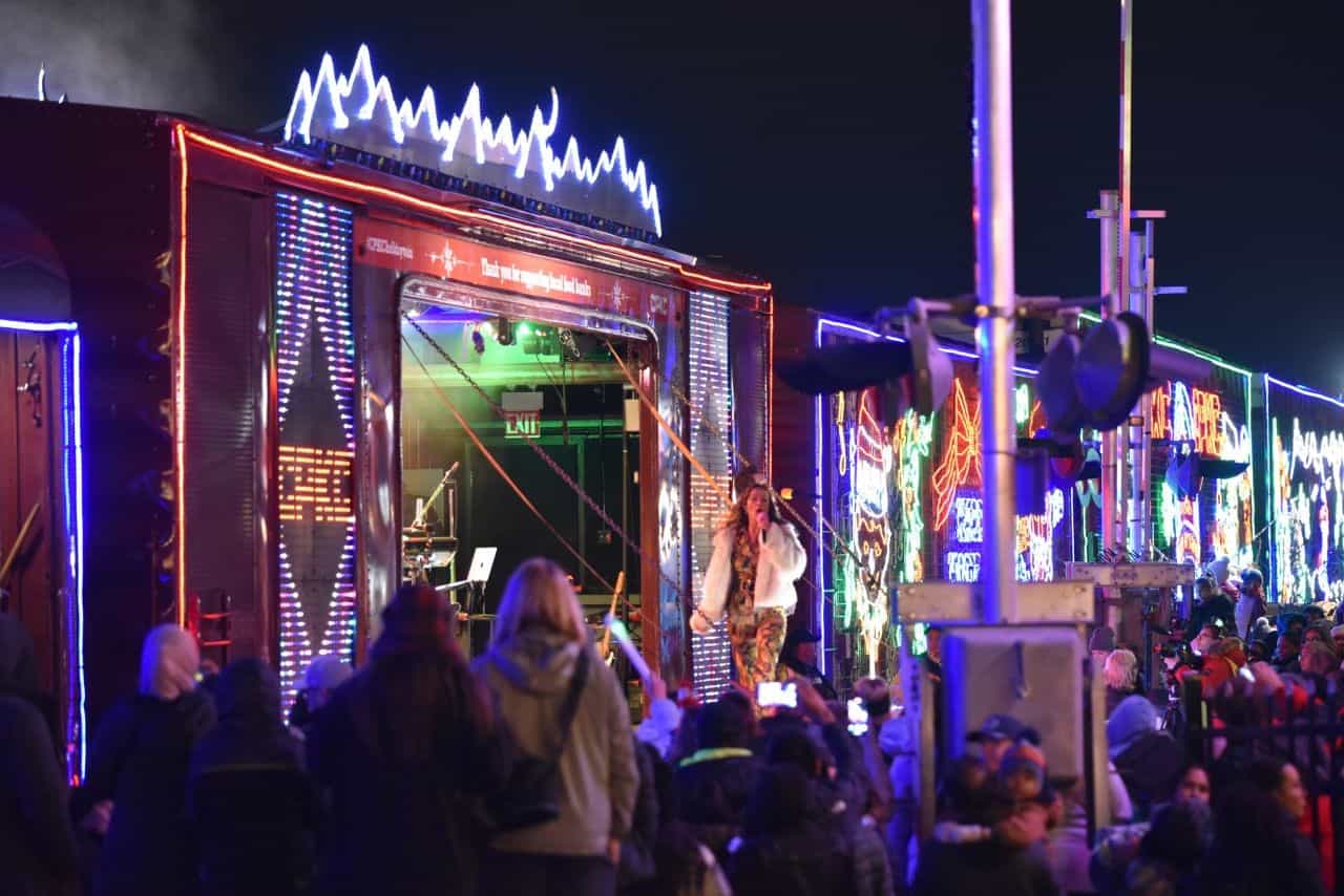 Rising Canadian rock star JJ Wilde electrifies the crowd with an unforgettable performance aboard the CPKC Holiday Train in London, Ontario. Experience her powerful set during the CPKC Holiday Train Crosses Canada event.