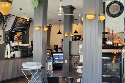 Step inside Coffee Matters in St. John’s, Newfoundland, to enjoy a contemporary, cozy interior with warm lighting, comfortable seating, and expertly brewed coffee — perfect for relaxing or working.