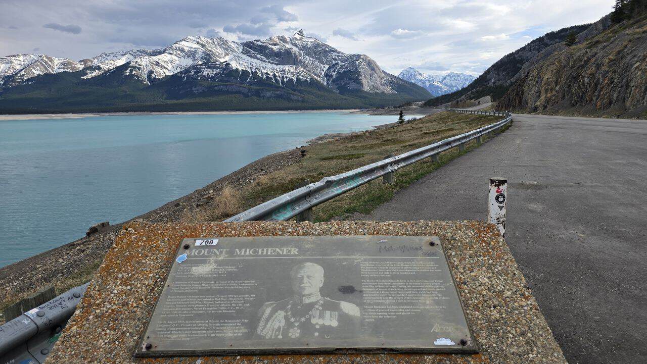 Roadside stops in Alberta often have a historic board or plaque, making road trips and staycations a great educational experience in Canada