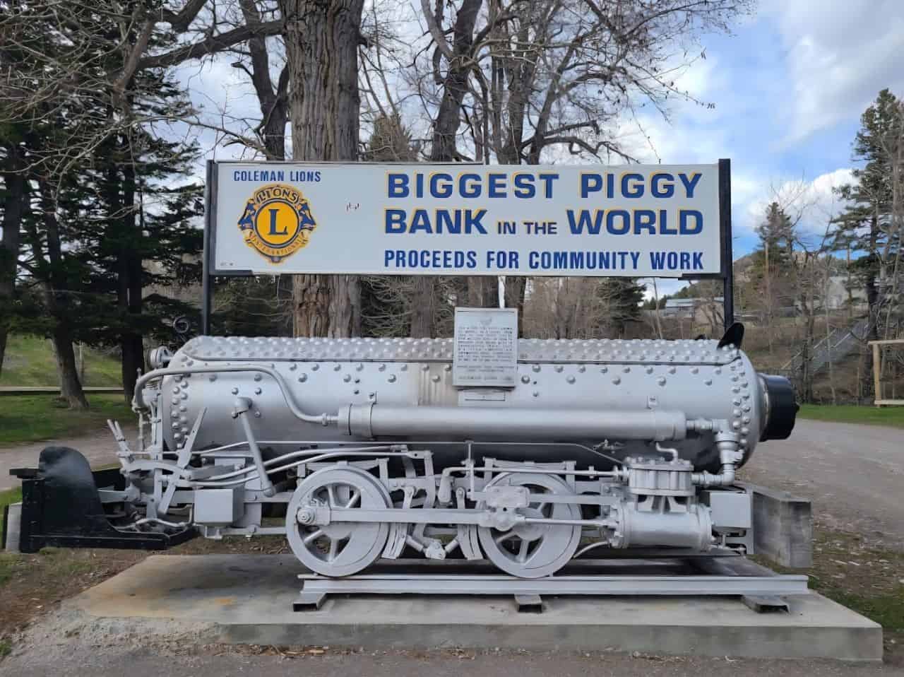 Coleman Alberta Canada is home to the World's Largest piggy bank