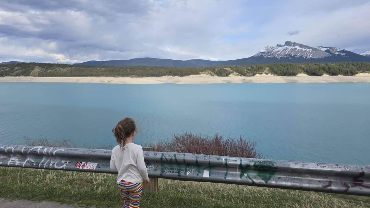 The Abraham Lake area in Alberta Canada offers a few amazing roadside turn off lots to capture the beauty at your own pace
