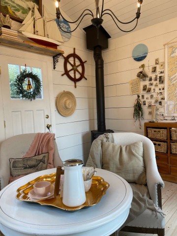 The decor and atmosphere at the A Little Cup of Sea in Newfoundland Canada is something to embrace for travellers.