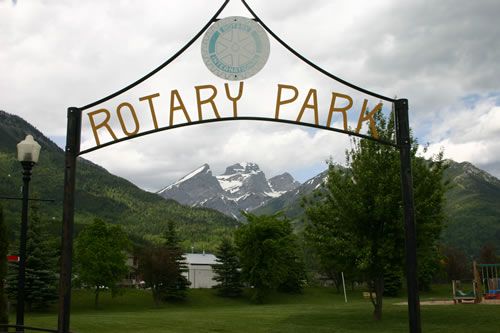 rotary-park-entrance